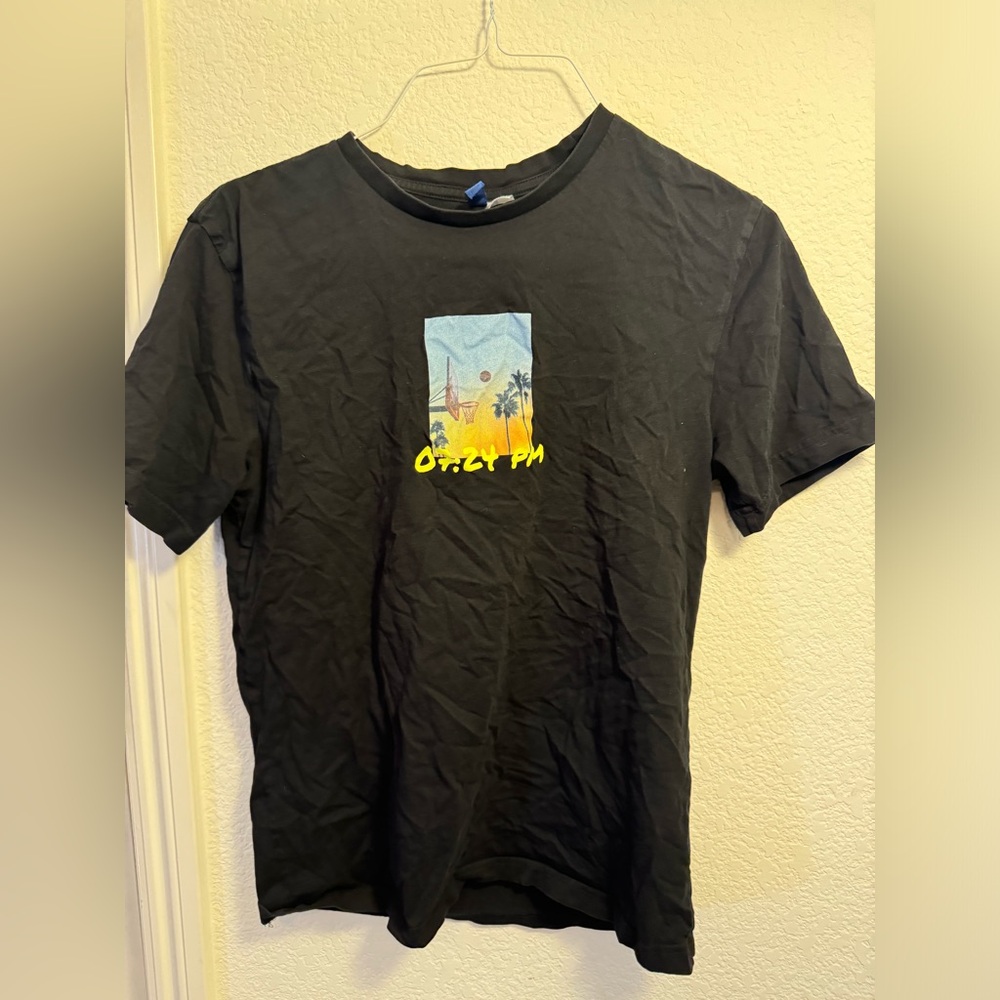 Venice Beach Shirt Divide